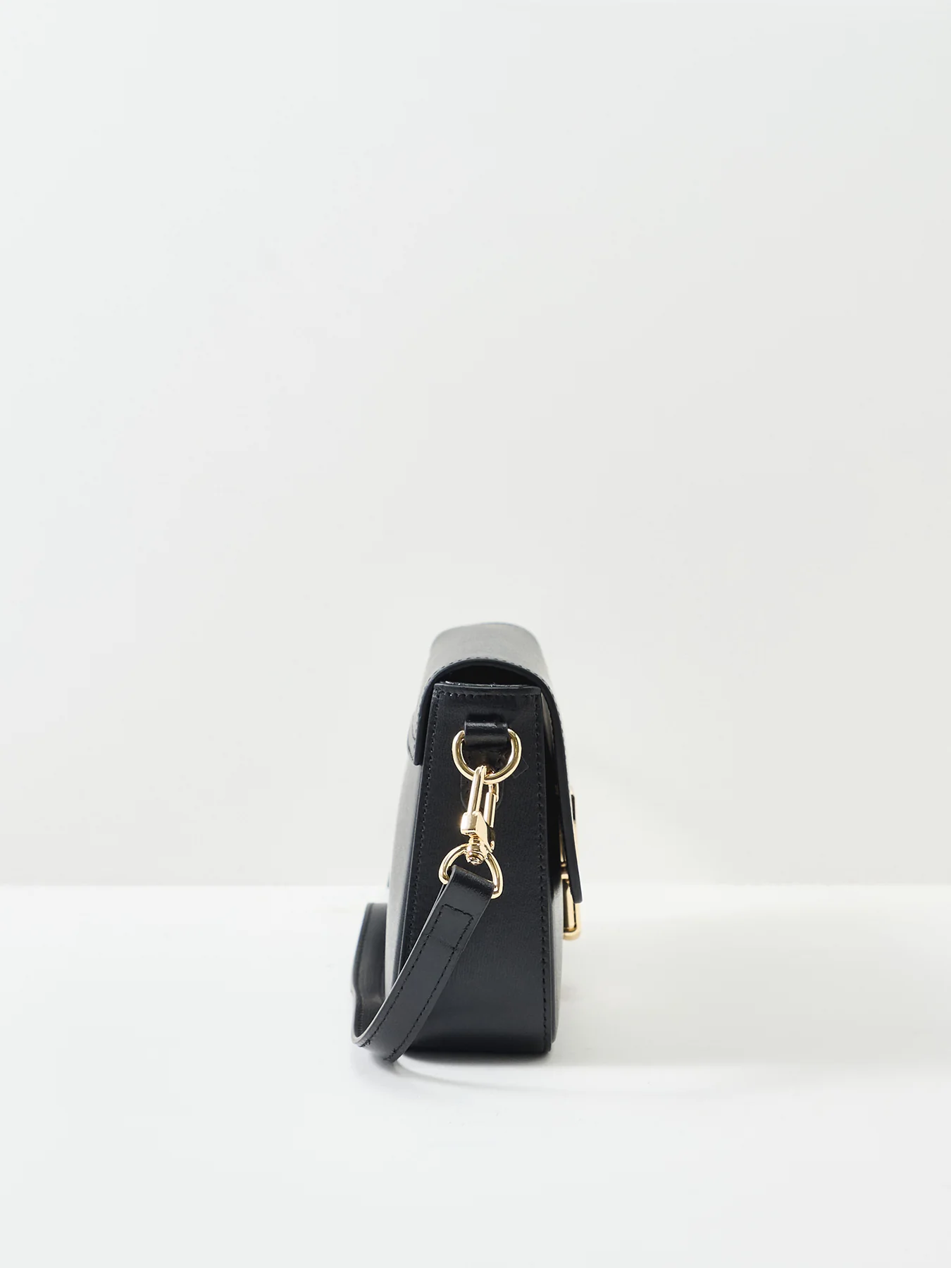 Flora Top Handle Leather Bag Black - Image 4