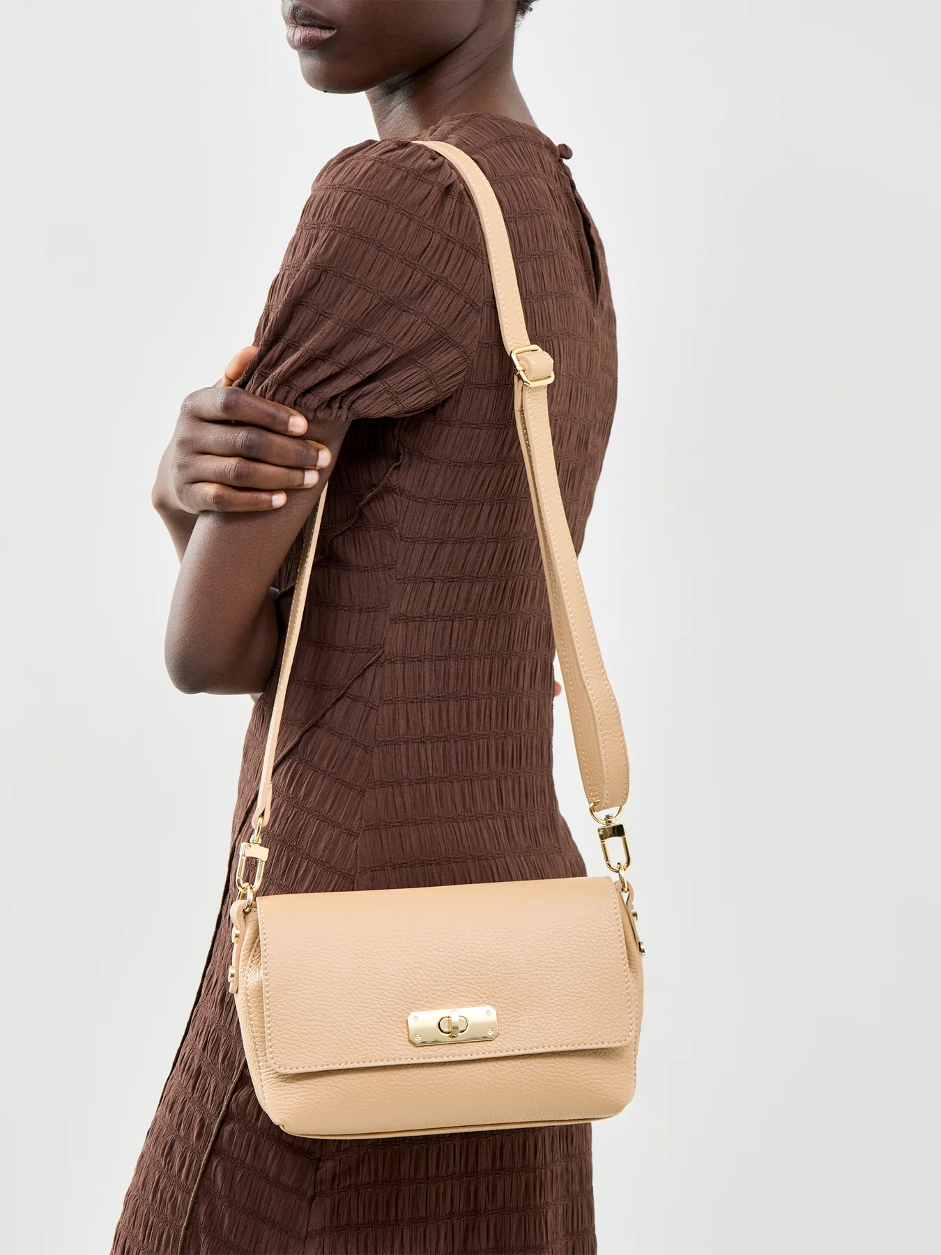 Maisie Midi Tan Leather Crossbody Bag - Image 2