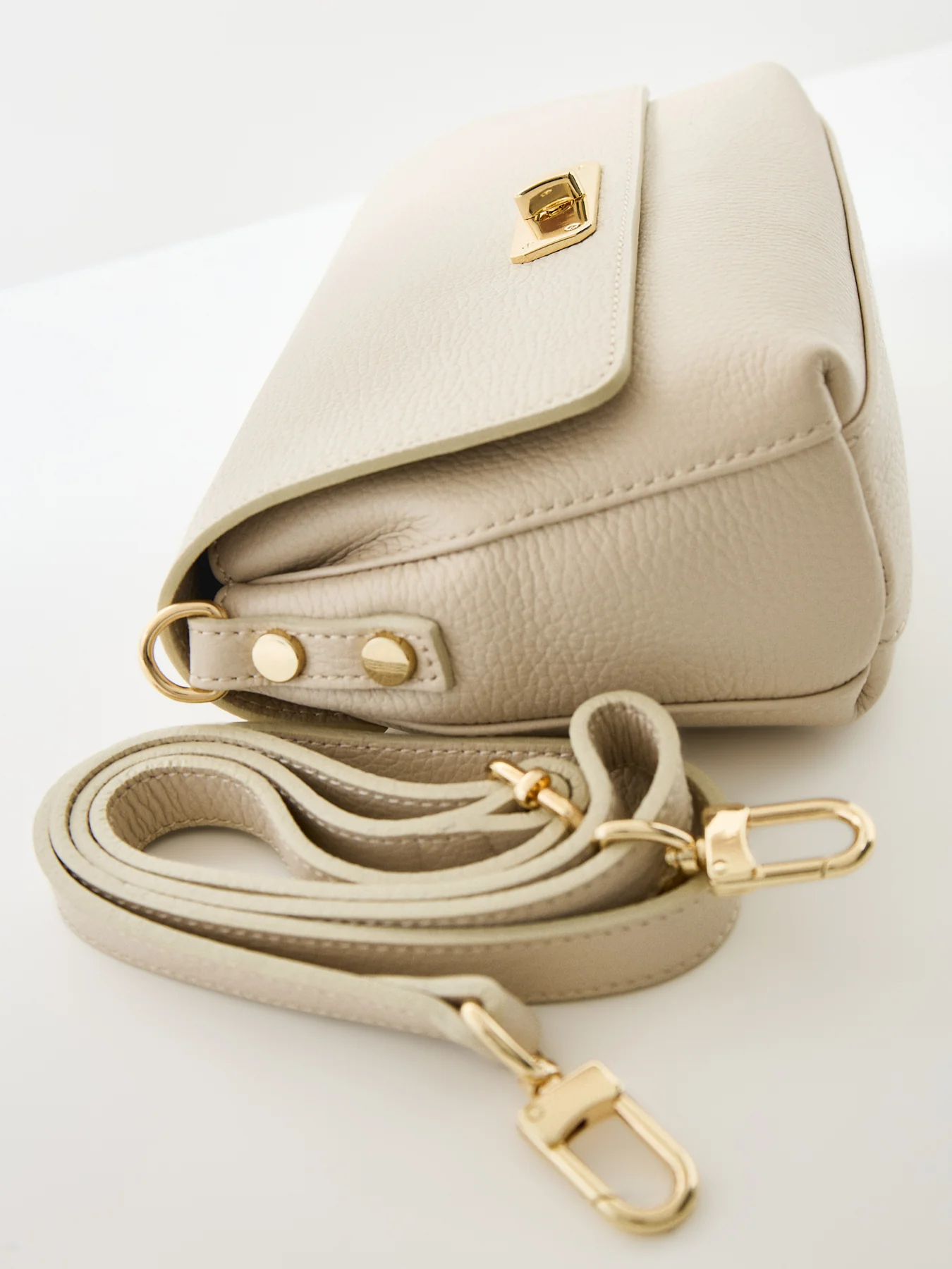 Maisie Midi Leather Shoulder Bag White - Image 5