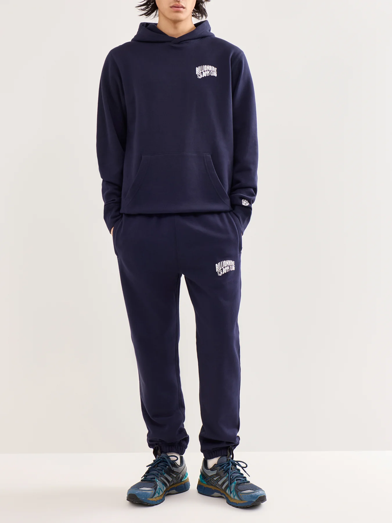 Small Arch Logo Sweatpants Navy - Image 2