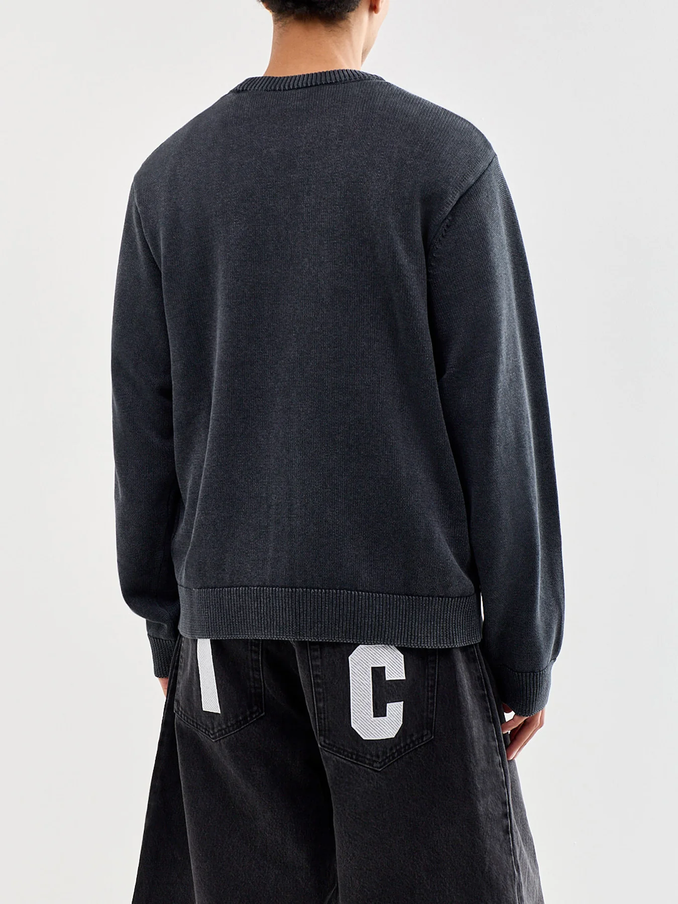 Kori Sweater Black - Image 5