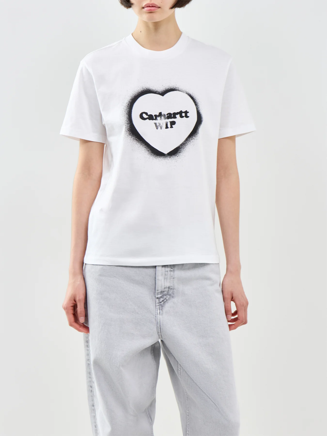 Spray Heart Graphic T-Shirt White - Image 4