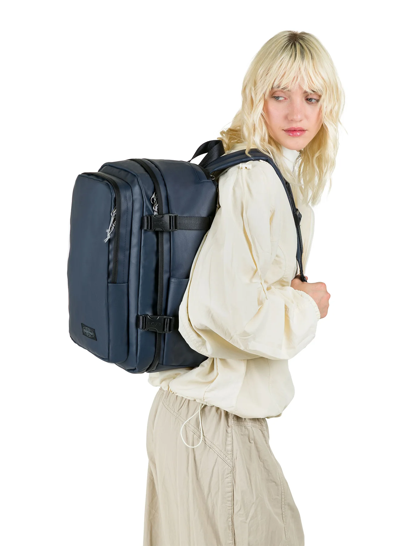 Cabin Pak'r Backpack Navy - Image 3