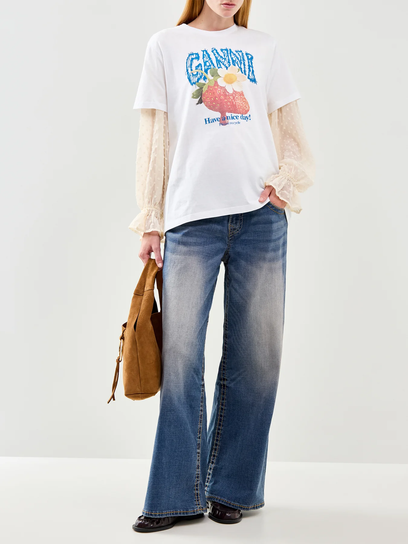 Basic Jersey Strawberry Graphic T-Shirt White - Image 2
