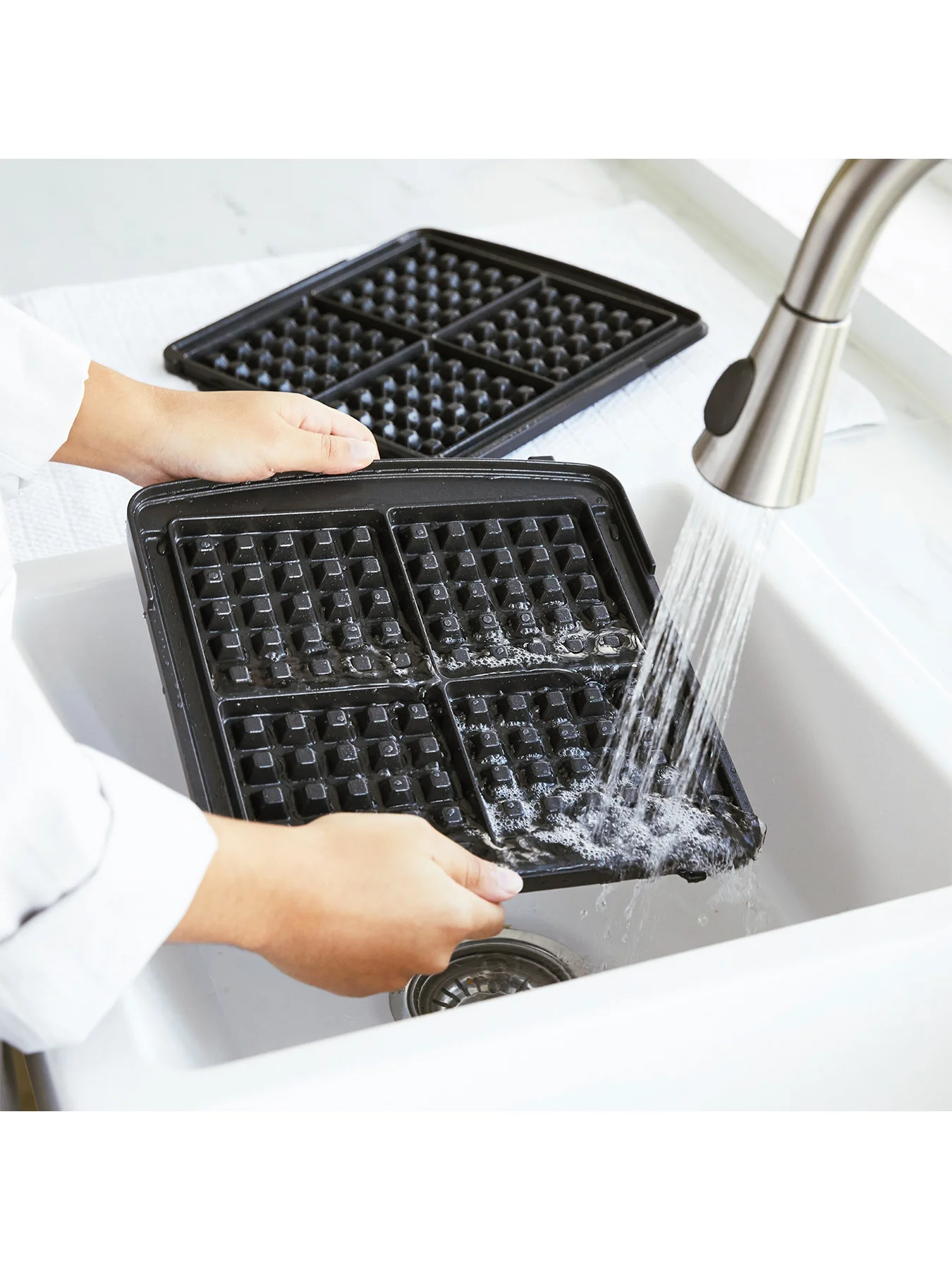 Elite Waffle Maker Black - Image 3