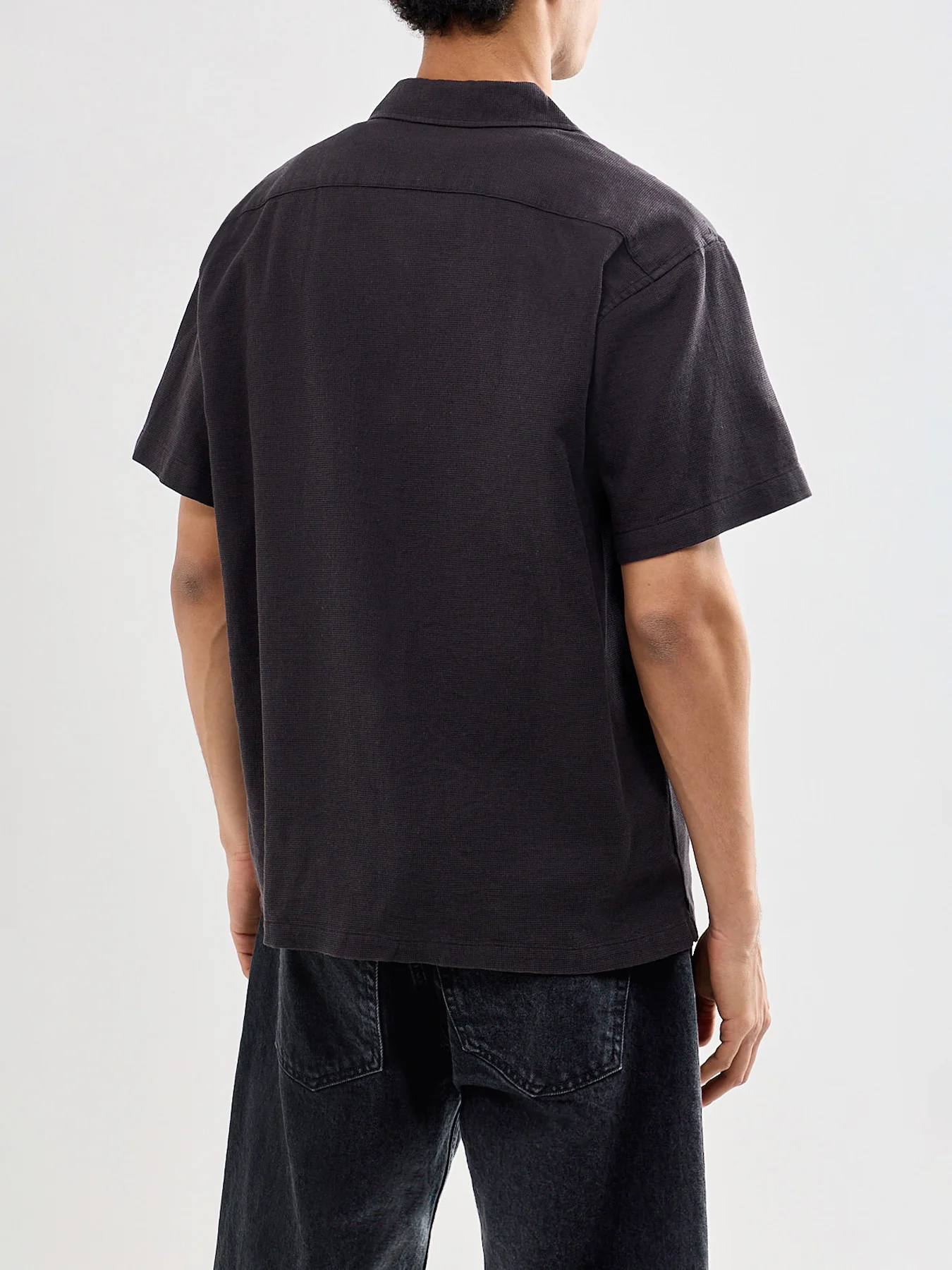 Global Waffle Resort Shirt Black - Image 5