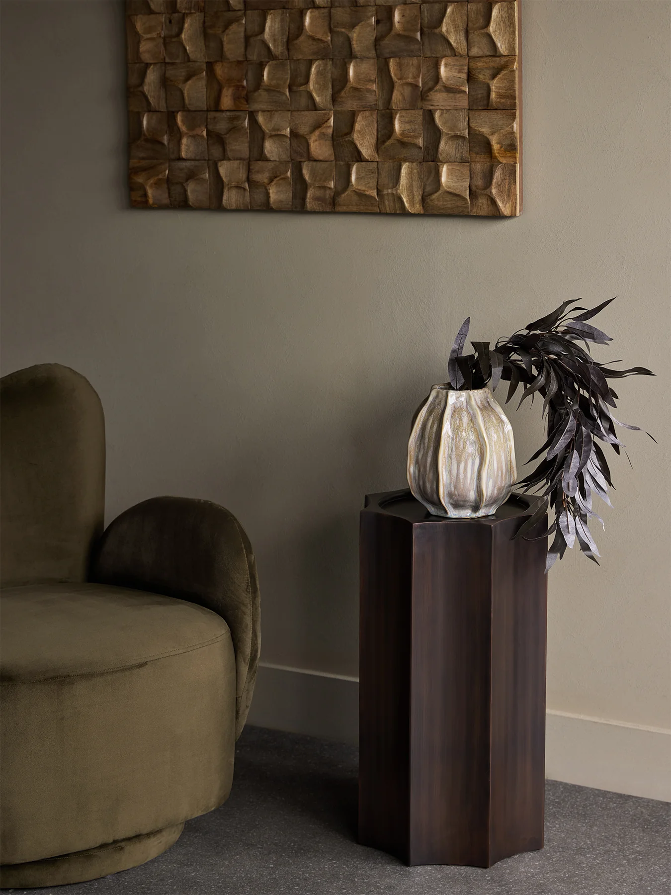 Brockley Plinth Antique Bronze Brown - Image 3