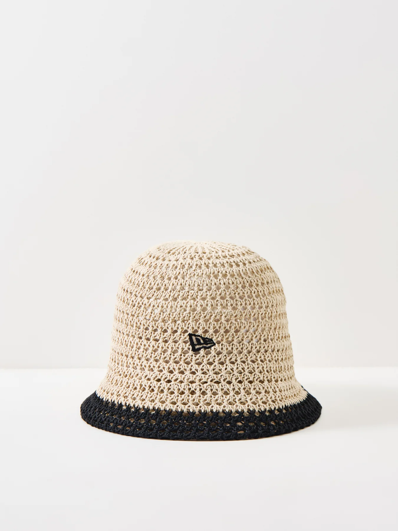 Knitted Bucket Hat Neutral - Image 2