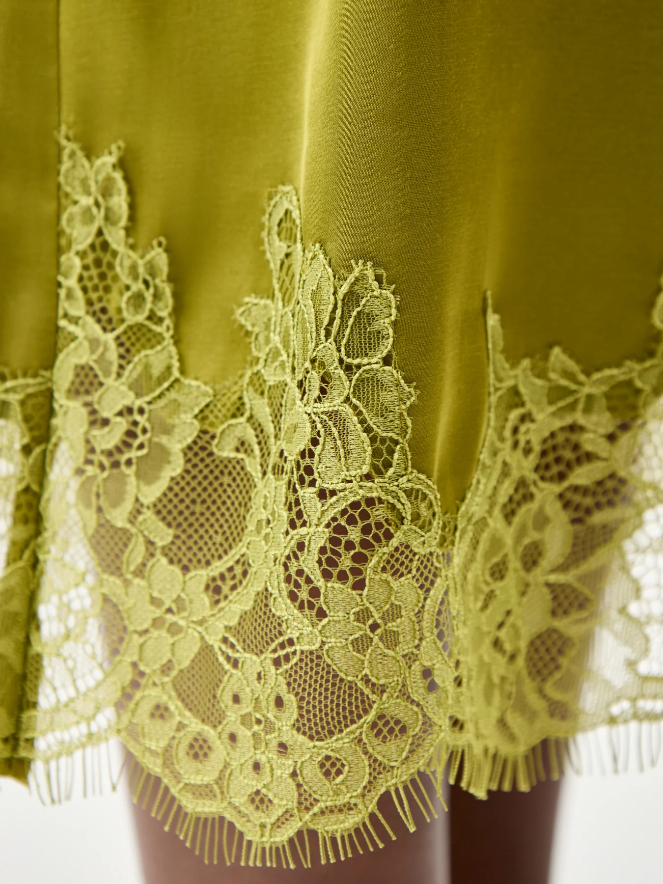 Halo Midi Skirt Green - Image 3