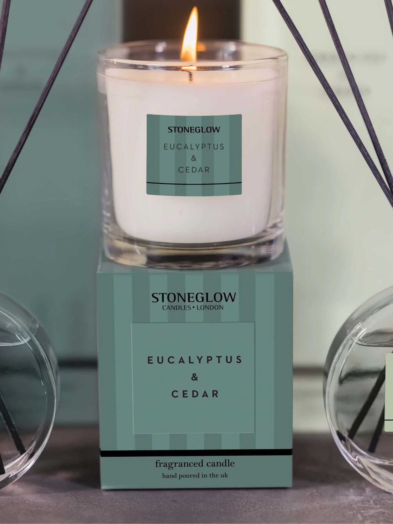 Modern Classics Eucalyptus & Cedar Candle - Image 2