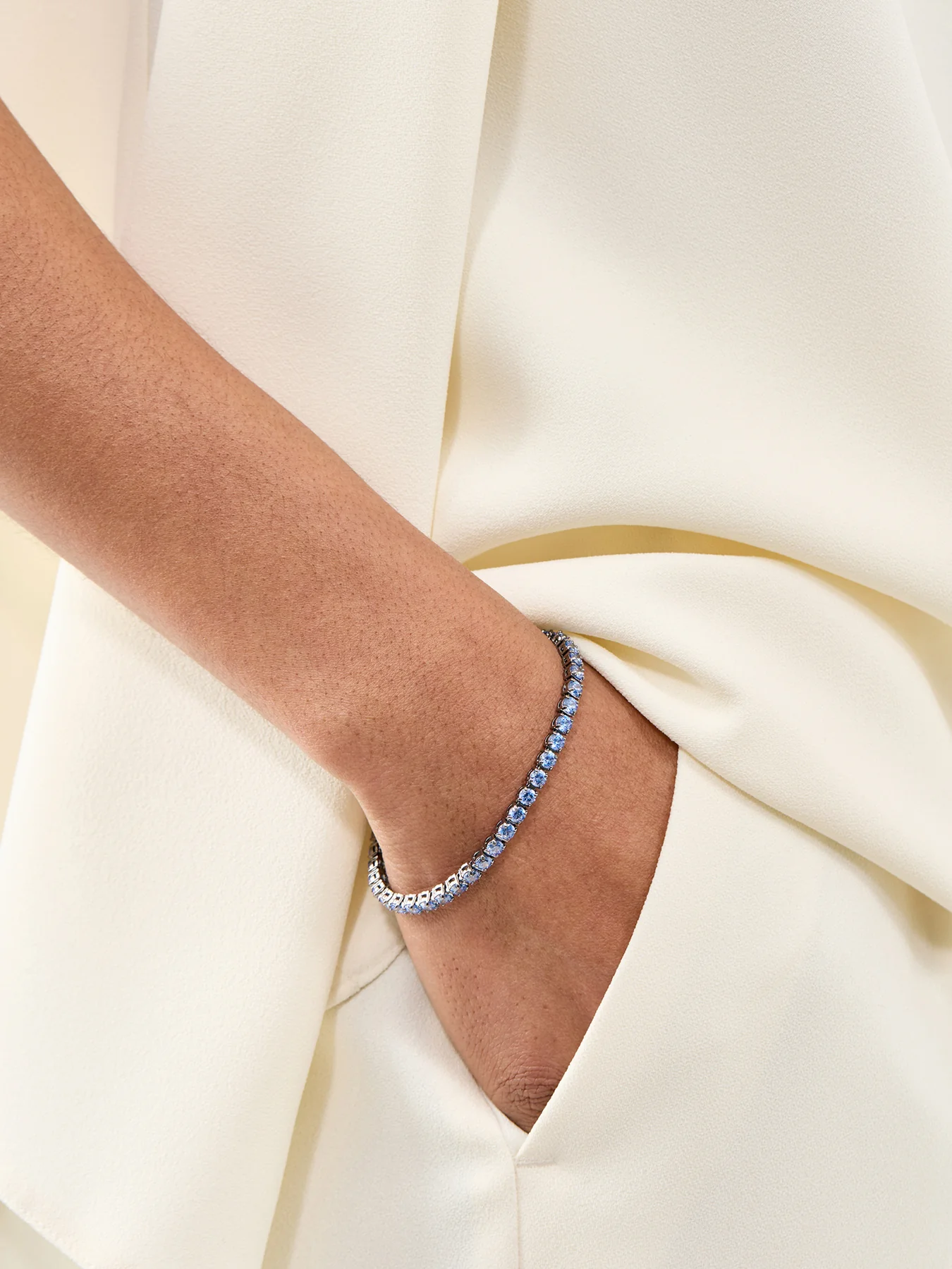Crystal & Pearl Bracelet Blue - Image 2