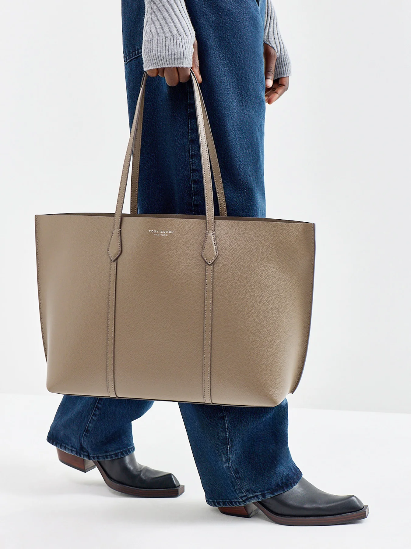 Perry Tote Bag Taupe - Image 2