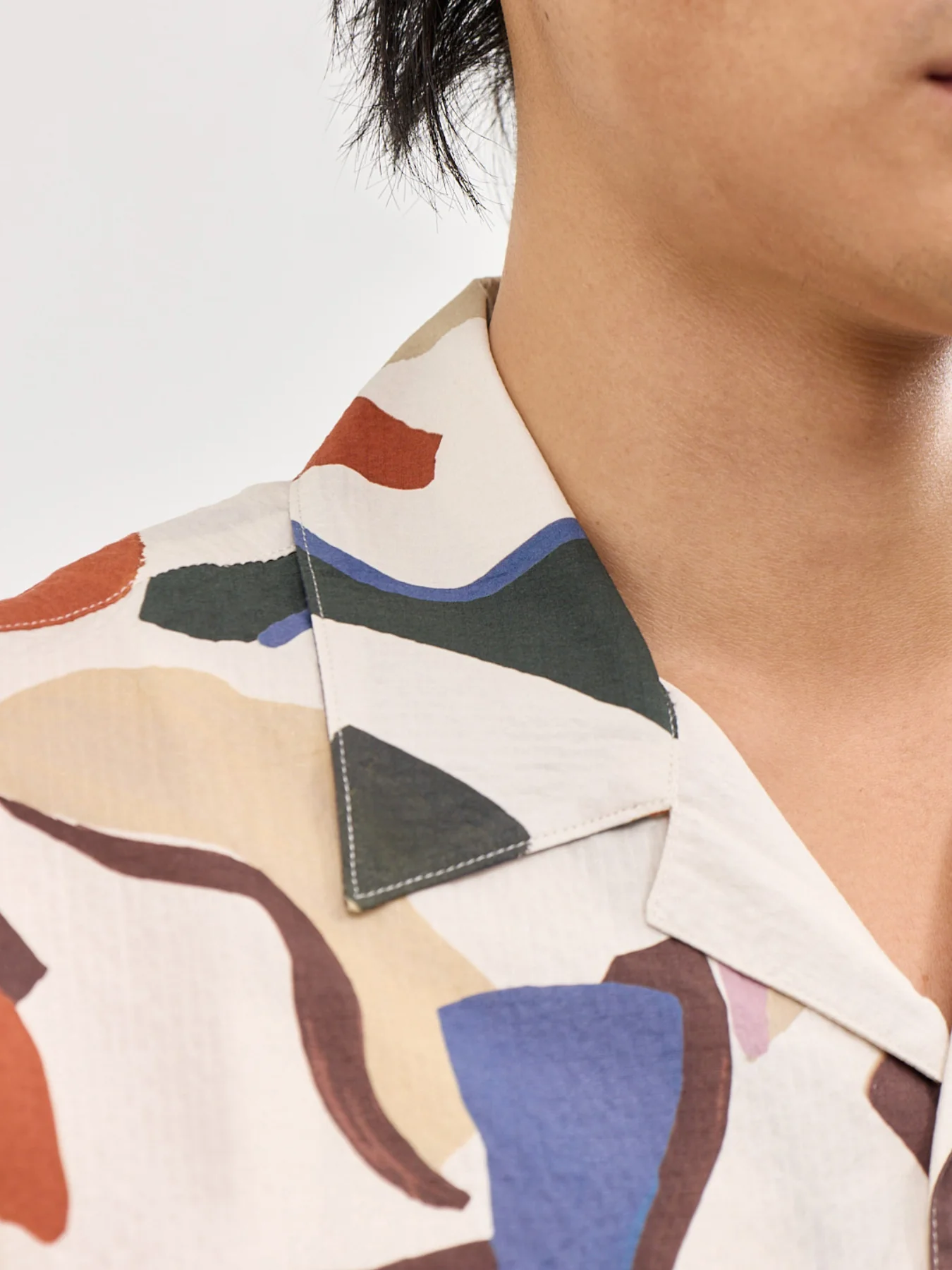 Didcot Abstract Shapes Short Sleeve Shirt Ecru - Image 3