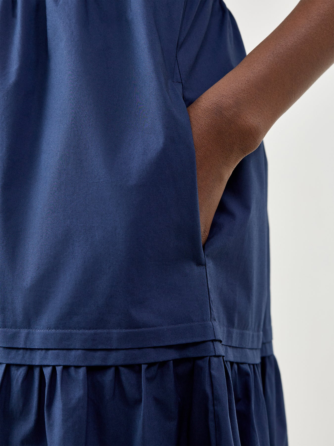 Capsula Jersey Dress Navy - Image 3