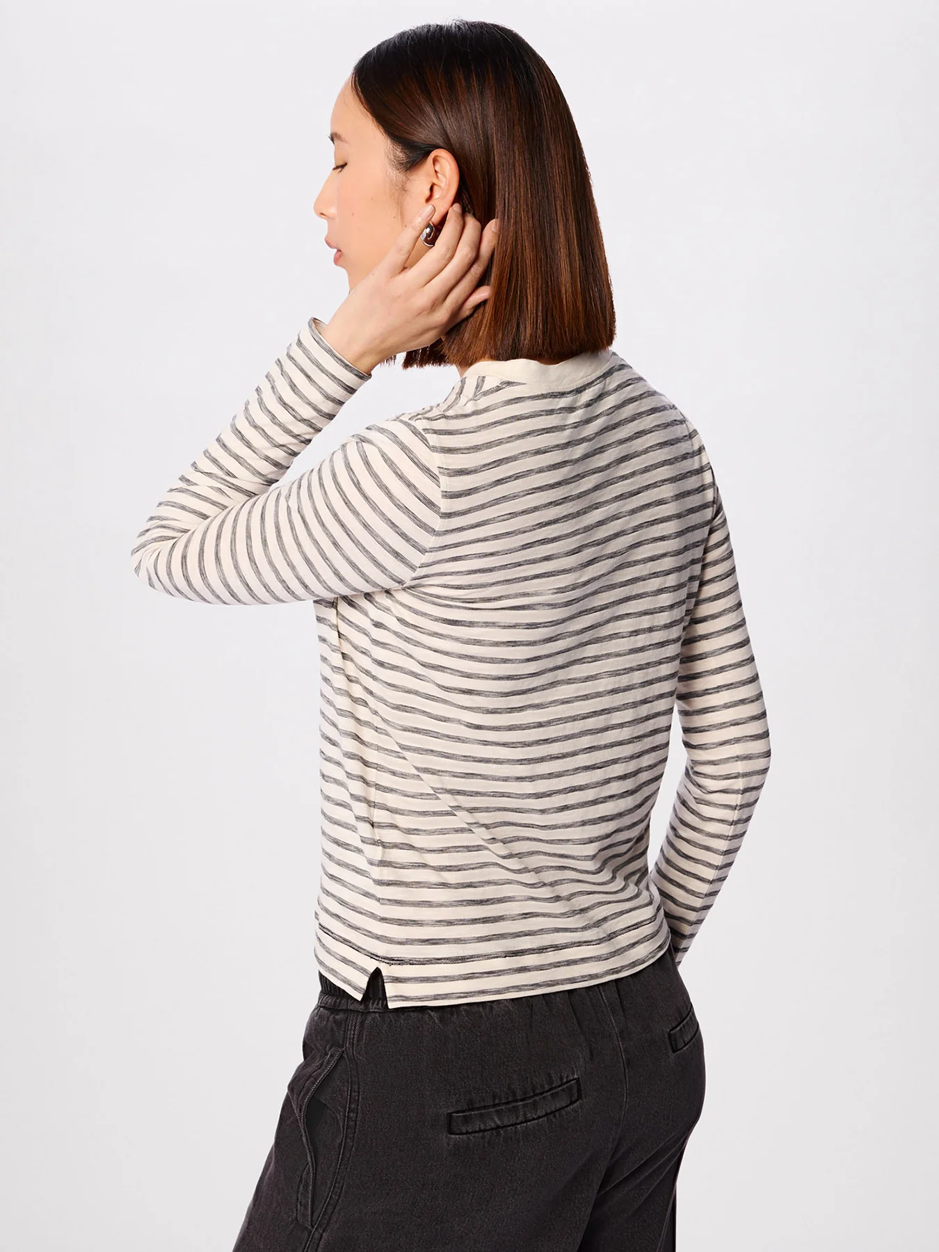 Stripe Crew Neck Pocket Top White - Image 4